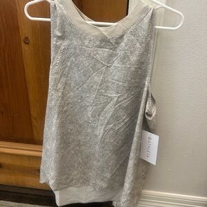 Athleta Zephyr Print Tank in Gray